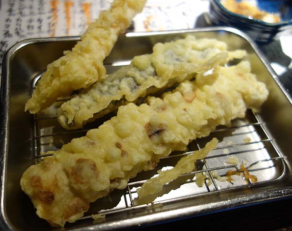 立ち呑み あたりや食堂 なんば店（大阪難波ミナミ）揚げたて天ぷらは絶妙の旨さ！！