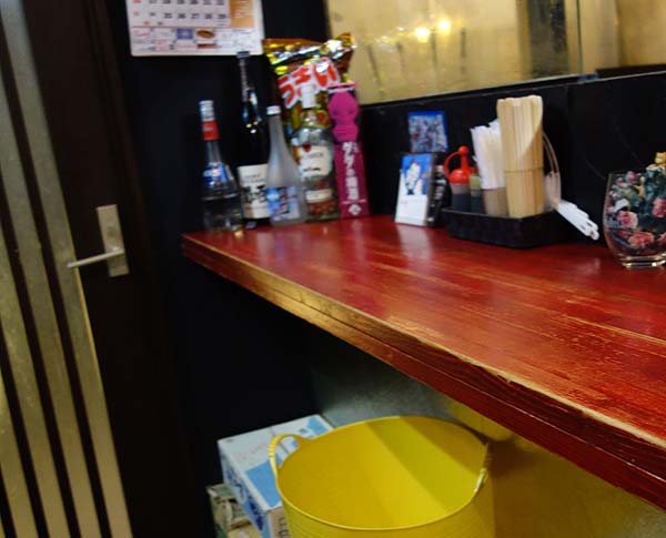 中村屋（大阪難波ミナミ）串カツがメインの大衆立ち飲み店