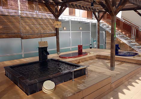 でっかいジャングル風呂は西日本最大級の露天風呂に変わっていた「奥道後温泉 壱湯の守」（愛媛松山）