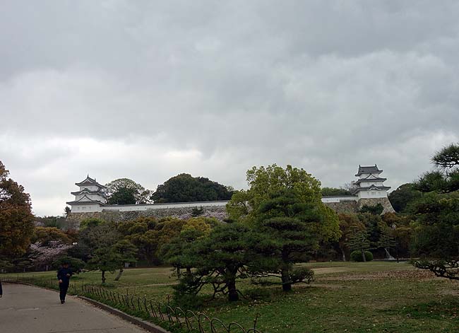 日本100名城にも選ばれている城であるが櫓しか残っていない城です「明石城」（兵庫明石）