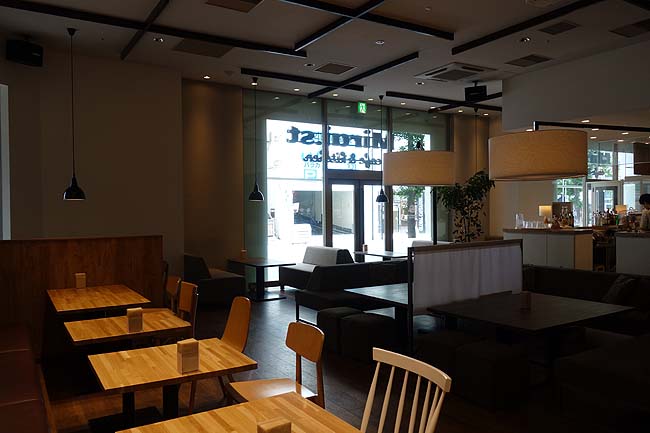 ミライスト カフェ&キッチン[MIRAI.ST cafe & kitchen]（北海道札幌すすきの）鶏肉のバスク煮バターライス