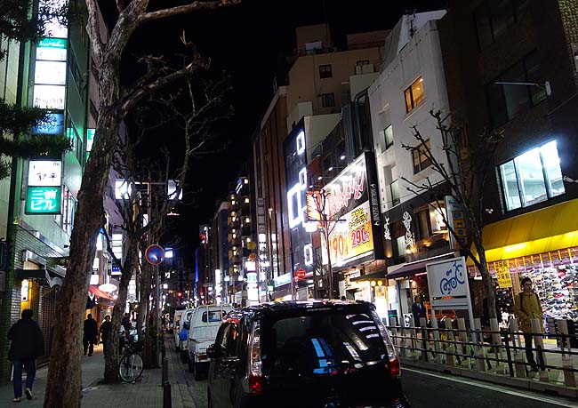 私の旅は相変わらずの休業遭遇運・・・神戸の街も栄枯盛衰ですモトコー商店街から北野坂へ