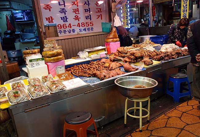 ソウルの市場めぐりで絶対にここは行くべき！「清涼里伝統市場」こんなにもローカル色強く巨大とは！