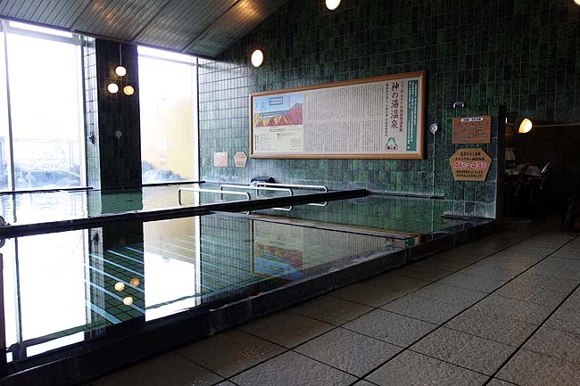 ホテル神の湯温泉（山梨竜王）甲府の夜景を独占できる11種類のお風呂がある源泉かけ流し
