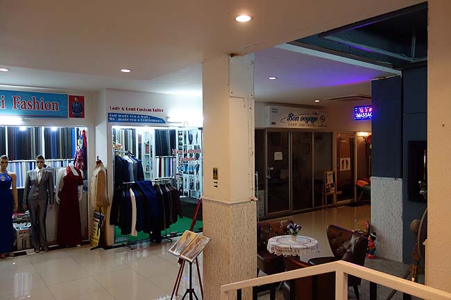 カオサンパークホテル（タイバンコク）カオサンで個室宿泊料2000円の激安3つ星ホテル