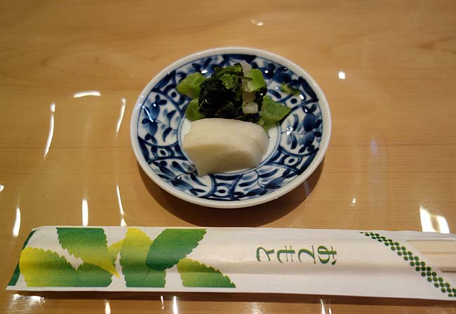 新宿割烹 中嶋（東京）高級割烹にてランチは1000円まででいただける鰯の「柳川鍋定食」