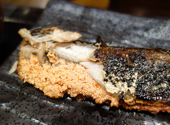 しんぱち食堂 西武新宿店（東京）注文を受けてから炭火で焼き上げるリーズナブルな焼魚定食チェーン「さんま明太定食」