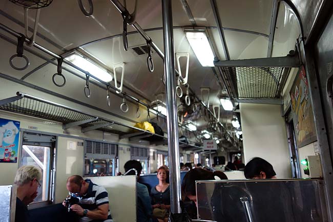 タイ国鉄に乗り込みローカル鉄道の旅へ出発！その行き先はいずこへ？