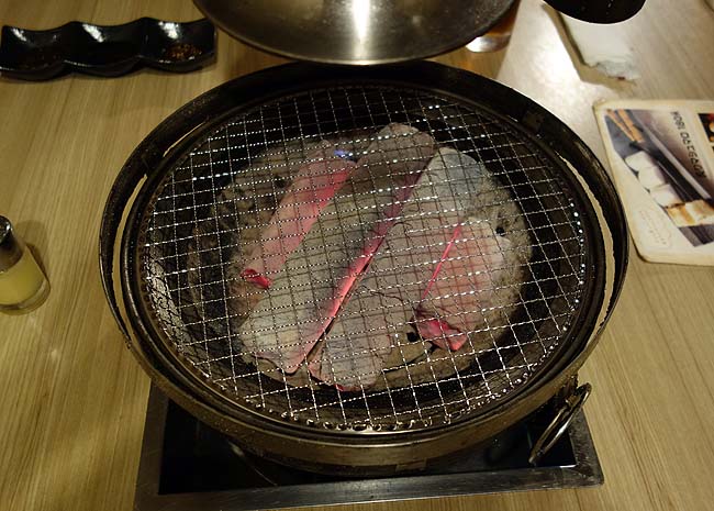 牛若丸 旭川北店（北海道）個室炭焼きでいただけるファミリー向けの焼肉屋チェーン