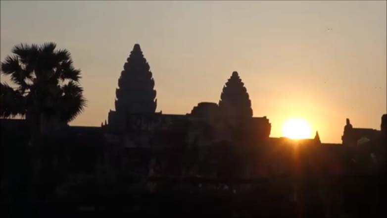 【カンボジアコミュ障おっさん1人旅】カンボジアシェムリアップ訪問のメイン目的 アンコールワット遺跡探訪 grabを使ってツアーではなく1人で巡る 朝タイム編