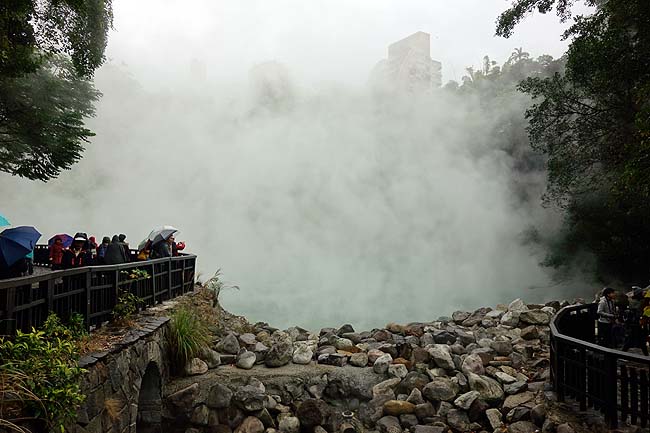 温泉好きな私は台北でお手軽に行ける「北投温泉」へ！しかし言葉の壁は厚く温泉入れない・・・