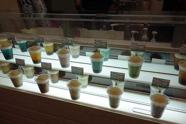 沖縄でアイスクリーム食うならまずはここで「ブルーシール 国際通り店」沖縄那覇