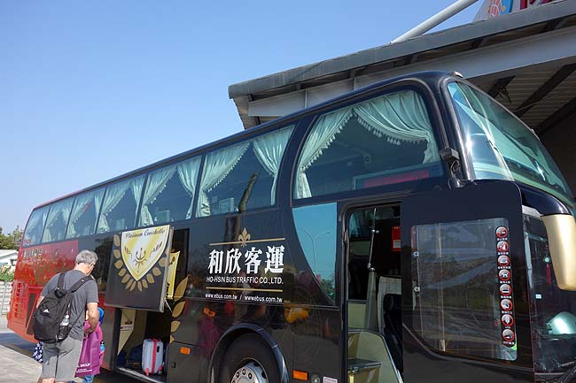 和欣客運「白金臥艙」は1列2シートの豪華高速バス！なのに台北→高雄が約2650円と激安！
