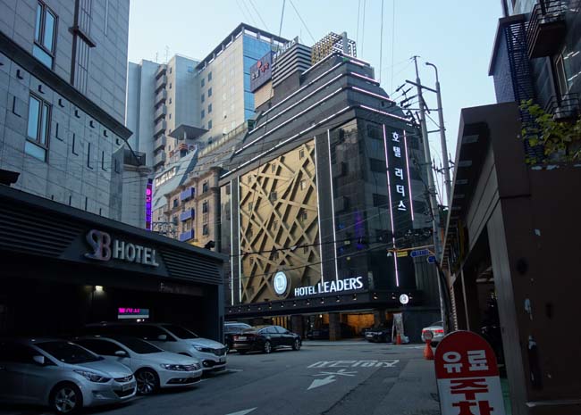 韓国ではラブホタイプのホテルを選択するとお得感が「ブティック SB ホテル」韓国ソウル