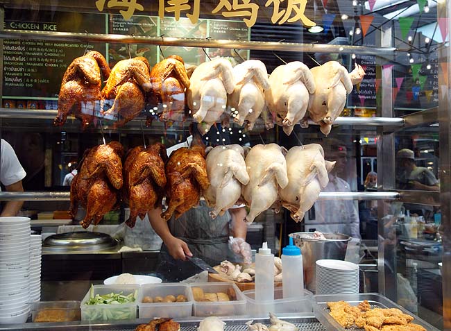 サイアムセンターのフードコートはアジア各国の料理が食えます（タイバンコク）シンガポール海南鶏飯