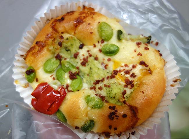 夜のしげぱん（北海道札幌）パン屋なのに夜～早朝しか営業していないすすきの飲み屋街らしい絶品パン