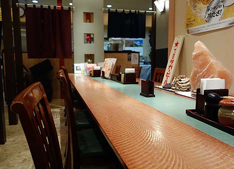 どん扇屋 トピコ店（秋田駅構内）秋田はしご酒の2軒目でひやおろしとハタハタ寿司