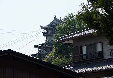 岩崎城歴史記念館（愛知日進）廃城跡に建てられた模擬天守