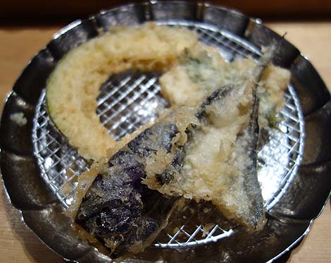 天ぷらめし 金子半之助（東京日本橋）この値段でいただける天ぷら定食としては最高評価！