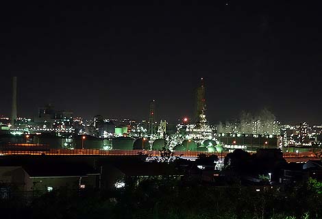 日本一の工場地帯である「京浜工業地帯」（横浜～川崎）コンデジ片手オート撮影での工場夜景写真