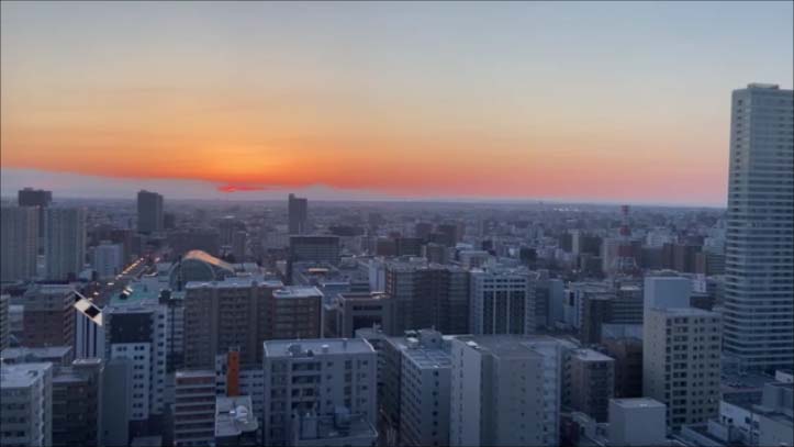 北海道札幌ホテル暮らし宿泊記 あのホテルモントレエーデルホフ札幌にどうみん割朝食バイキング スパフリーパス付実質3800円宿泊 あの最上階直下の21階の眺望は最高です 人生気ままb級グルメで コミュ障アラフィフおっさんセミリタイア放浪記