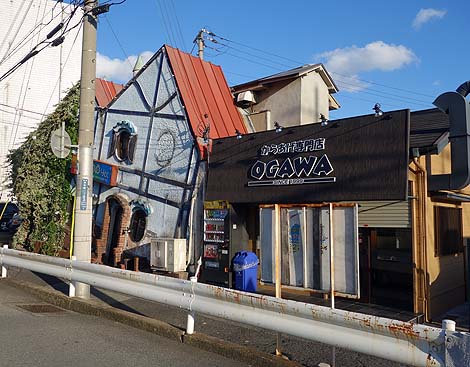 震災で傾いたわけやないよ～ナダの斜塔、傾いた喫茶店が異名の有名店（神戸六甲）B級珍スポット