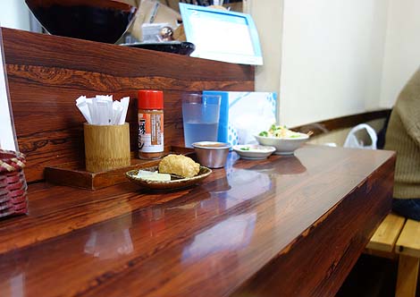 島ちゃん食堂（沖縄那覇）お豆腐屋さんが営む大衆食堂で大盛り麻婆豆腐定食